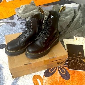 Dr. Marten Jadon Platform Boots
